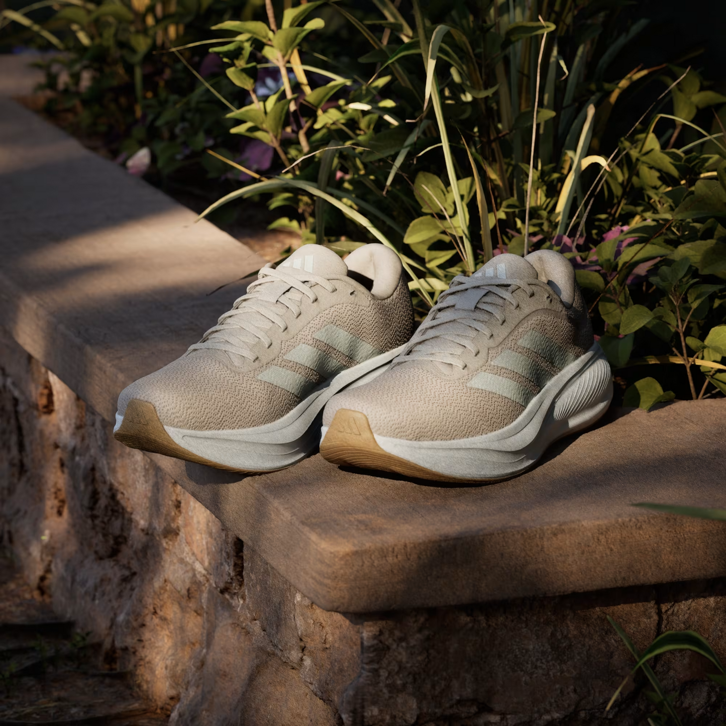 ZAPATILLAS RESPONSE RUNNER 2