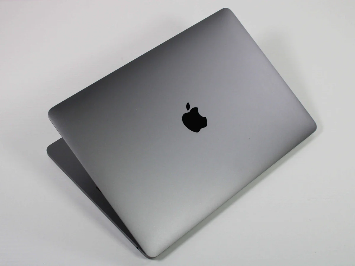 2017 APPLE MACBOOK PRO 13" I5 2.3GHZ/8GB/256GB